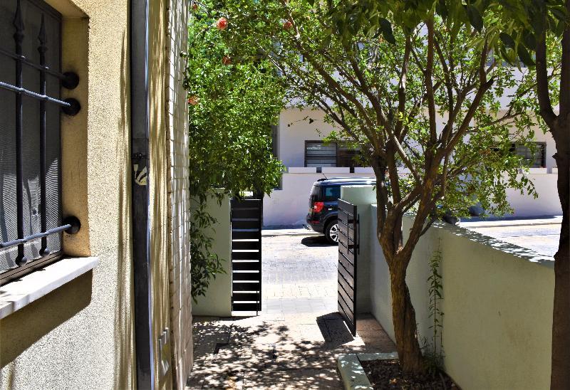 Rothschild Residence By Zvieli Tel Aviv Exteriör bild